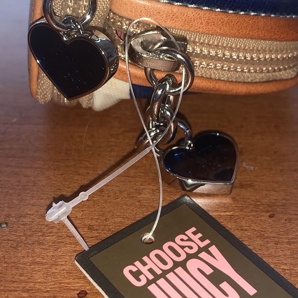 Retro Juicy Couture Pam & Gela Blue White Light Brown Zip-Up Pouch New with Tags - Picture 9 of 12